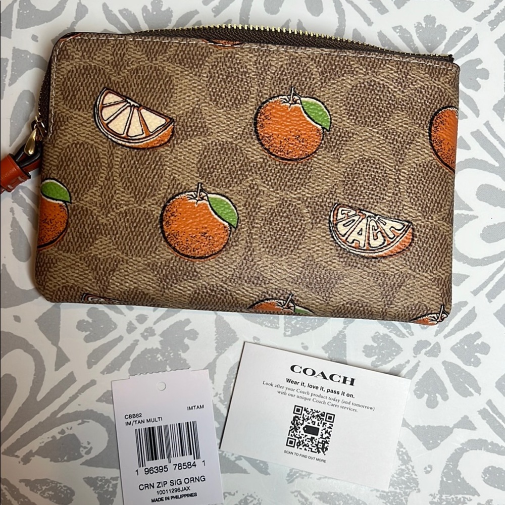 Coach Signature Canvas Citrus Print Wristlet | NWT | Orange Trim | Summer Resort - Picture 8 of 16